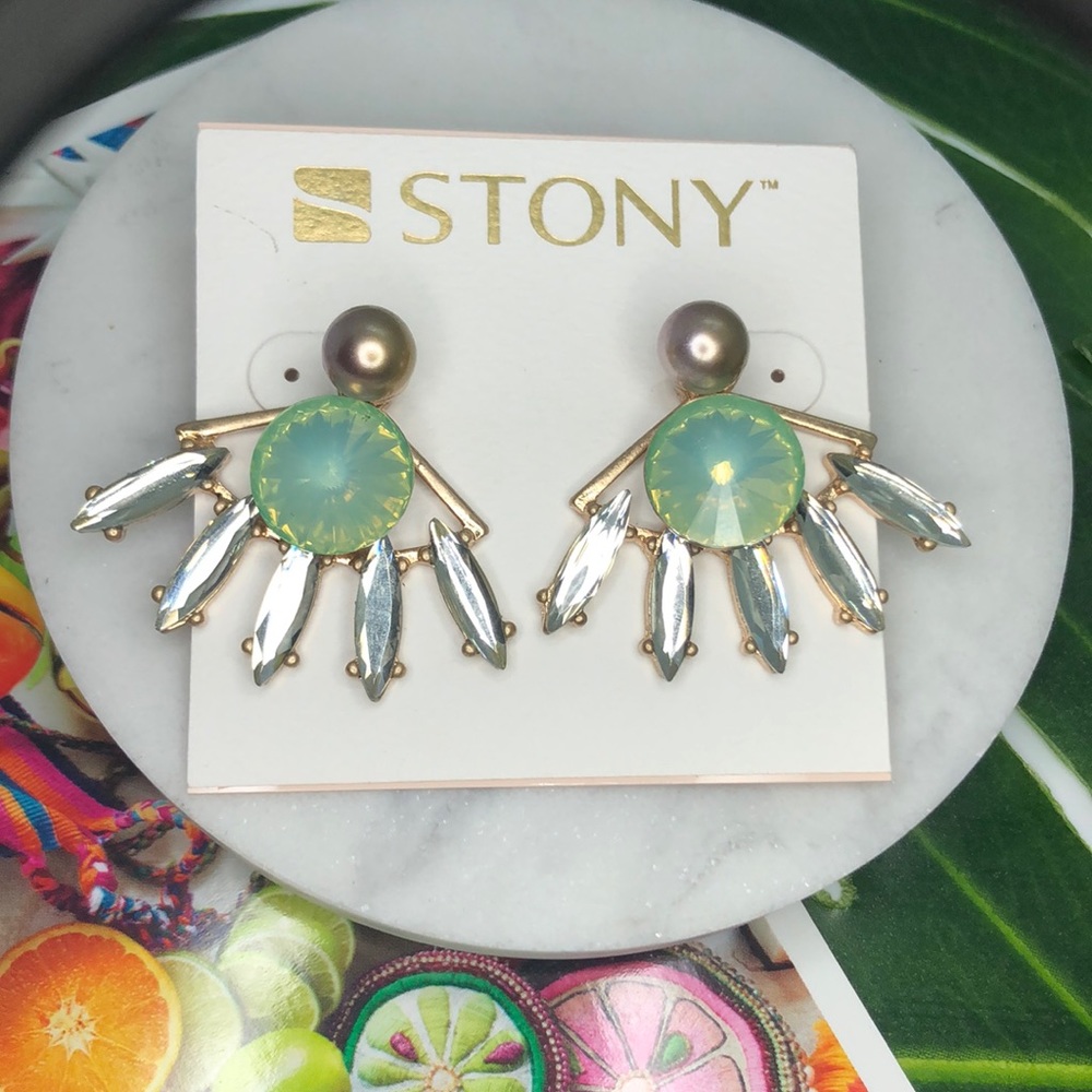 Beautiful Rhinestone Earrings - Picture 10 of 17